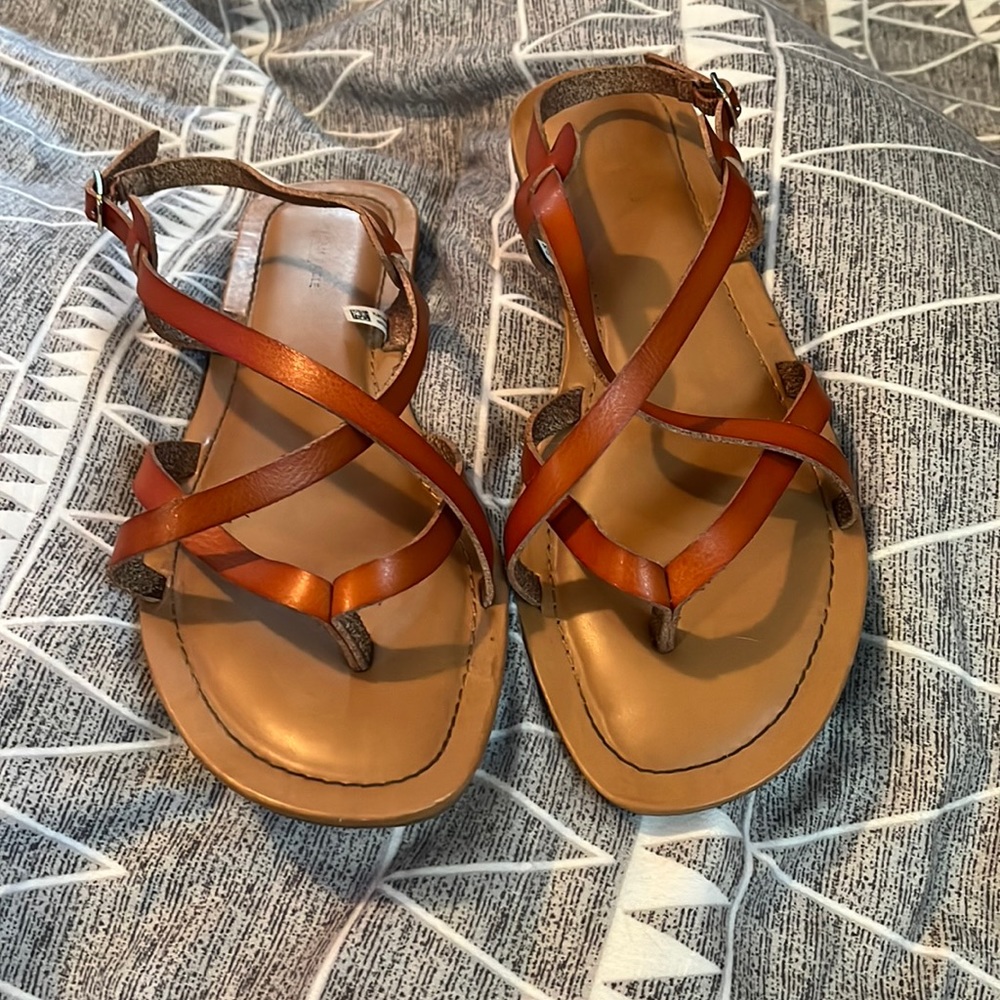 American Eagle Sandals Flats